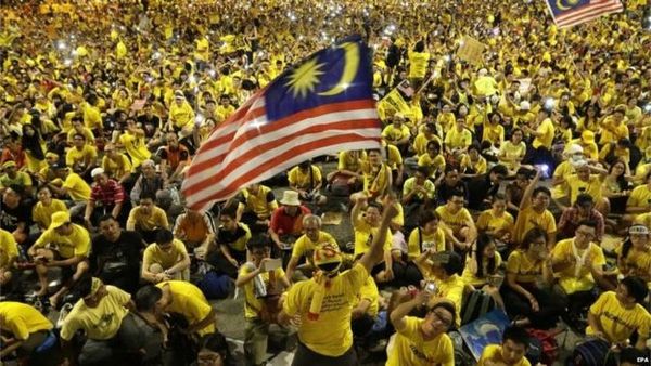 മലേഷ്യയില്‍ പ്രതിഷേധം പുകയുന്നു