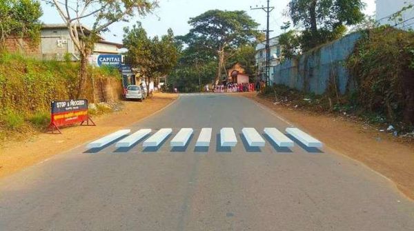 സീബ്ര ലൈനിലെ 3D പുതുമകളുമായി കേരള പോലീസ്