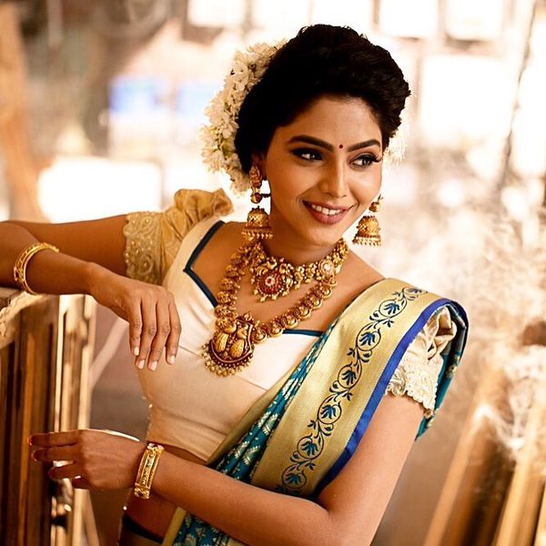 ഐശ്വര്യലക്ഷ്മി പ്രവാസി എക്സ്പ്രസ്സ് യൂത്ത് ഐക്കൺ 2018