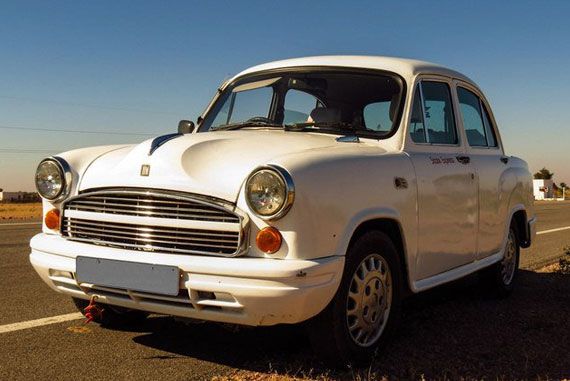 അംബാസഡർ വരുന്നു പഴയ പ്രതാപത്തില്‍; .ഫ്രഞ്ച് കാർ നിർമ്മാതാക്കളായ പ്യൂയ്ഷെ അംബാസിഡർ സ്വന്തമാക്കിയത്  80 കോടി രൂപയ്ക്ക്