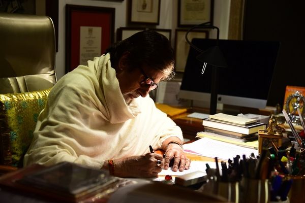 Bachchan's Open Letter to His Grand Daughters