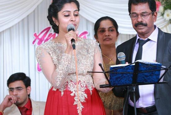 ‘ഈ മാലാഖയുടെ കയ്യിലിരിപ്പ് അവനല്ലേ അറിയൂ'; മരിച്ചിട്ടും ആന്‍ലിയയ്ക്ക് നേരെ സോഷ്യല്‍ മീഡിയയിലൂടെ ചിലരുടെ  വ്യക്ത്യധിക്ഷേപം