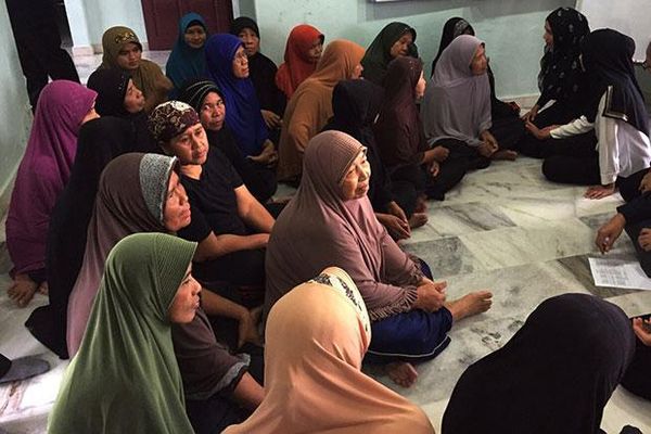 മലേഷ്യയിൽ ഭിക്ഷാടനം നടത്തുകയും അനധികൃതമായി ജോലിചെയ്യുകയും ചെയ്ത വൃദ്ധകളെ നാളെ തിരിച്ചയയ്ക്കും