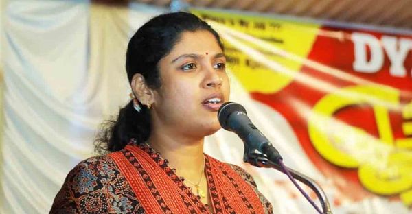 'അമ്മയുടെ ചികിത്സക്കായാണ് റിസോർട്ടിൽ താമസിച്ചത്'; ചിന്ത ജെറോം