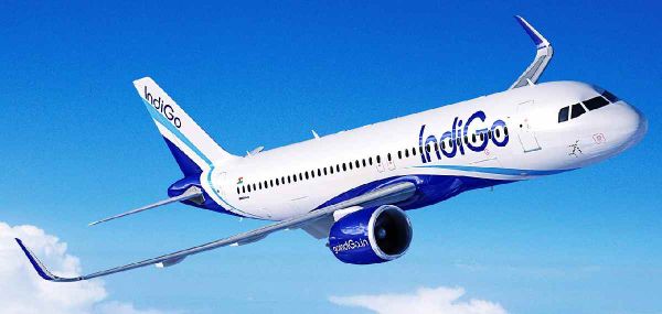 'നിന്നെ വിമാനം പറത്താൻ കൊള്ളില്ല, പോയി ഷൂ തയ്ക്ക്'; ഇൻഡിഗോ ട്രെയ്നി പൈലറ്റിനെതിരെ ജാത്യാധിക്ഷേപമെന്ന് പരാതി