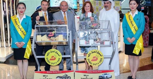 ദുബായ് ∙ ഡ്യൂട്ടി ഫ്രീ നറുക്കെടുപ്പ്; 7 കോടി വീതം രണ്ട് ഇന്ത്യക്കാർക്ക്