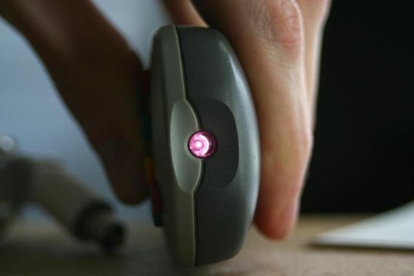 ഈ ചതി ആര്‍ക്കും സംഭവിക്കാം;  ഹോട്ടല്‍ മുറികളില്‍ താമസിക്കേണ്ടി വരുന്നവര്‍ ഈ വീഡിയോ കാണണം