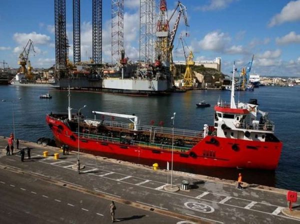 18 ഇന്ത്യൻ ജീവനക്കാരുള്ള ഹോങ്‌ കോങ് കപ്പൽ തട്ടിക്കൊണ്ടുപോയി