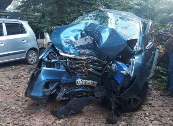 ബാലഭാസ്‍കറിന്‍റെ മരണം;  അപകടകാരണം അമിത വേഗമെന്ന് സാങ്കേതിക പരിശോധനാ ഫലം