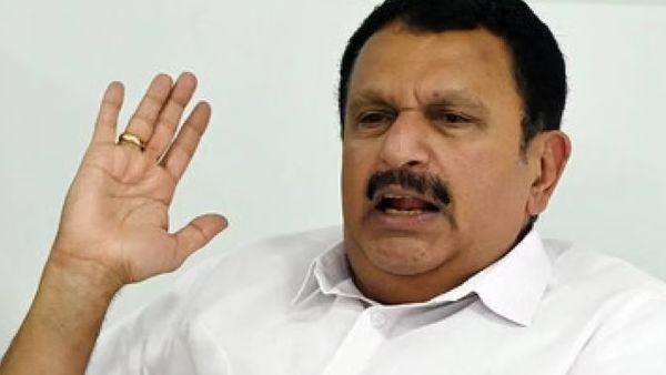 'ഡൽഹിയിലേക്ക് നോക്കുമ്പോൾ ഈനാംപേച്ചി ആണെങ്കിൽ തിരുവനന്തപുരത്തേക്ക് നോക്കുമ്പോൾ മരപ്പട്ടിയാണ്'; കെ മുരളീധരൻ