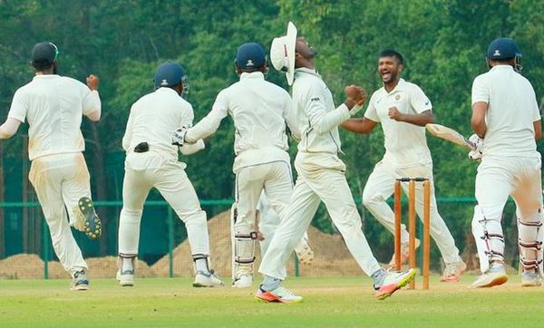 രഞ്ജി ട്രോഫിയില്‍ ചരിത്രം കുറിച്ച് കേരളം