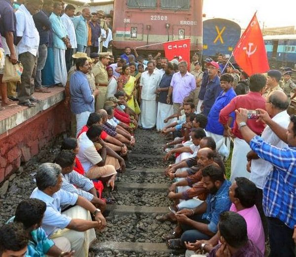 പണി മുടക്ക് ഹർത്താലായി മാറുന്നു