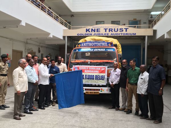 ബാംഗ്ലൂര്‍ കേരള സമാജത്തിന്റെ നേതൃത്വത്തില്‍ കേരളത്തിലെ പ്രളയ ദുരിത ബാധിതര്‍ക്കുള്ള  സഹായം  തുടരുന്നു.