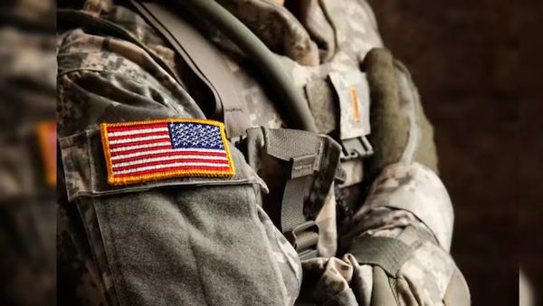 ‘ട്രാൻസ്ജെൻഡർമാർക്ക് ഇനി യുഎസ് സൈന്യത്തിൽ പ്രവേശനമില്ല’; പിടിമുറുക്കി ട്രംപ്