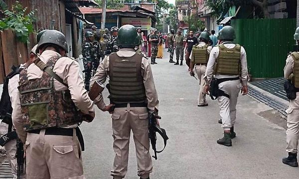 മണിപ്പൂരില്‍ വെടിവെപ്പ്; കാറില്‍ സഞ്ചരിച്ച നാല് പേര്‍ കൊല്ലപ്പെട്ടു