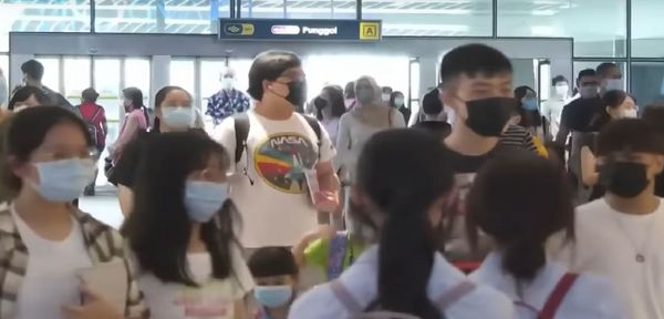 Singapore further eases Mask Requirements as COVID threat diminishes.