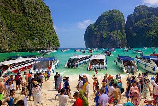 തായ്‌ലന്‍ഡിലെ ”മായ ബേ” യില്‍ സന്ദര്‍ശകര്‍ക്ക് വിലക്ക്