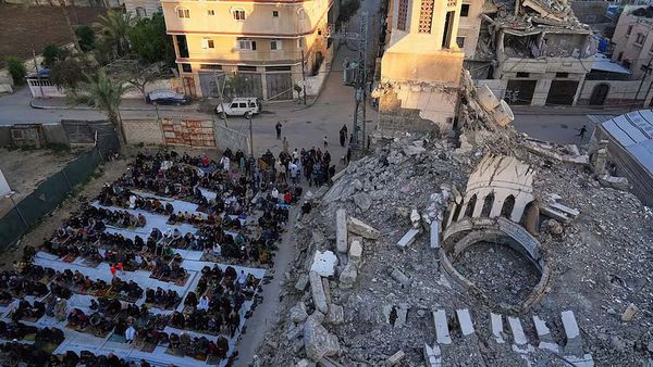 'Eid of sadness': Palestinians in Gaza mark Muslim holiday with dwindling food, no end to war