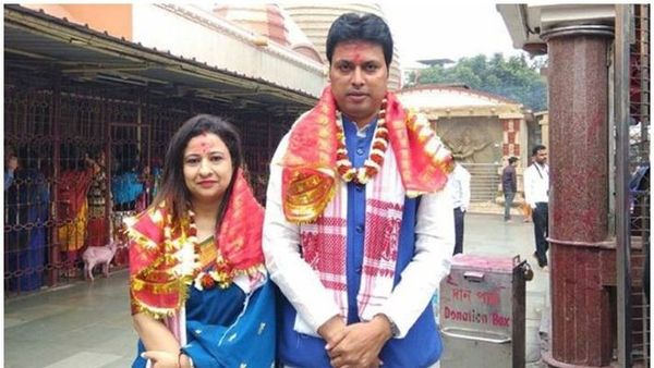 ബിപ്ലബ് കുമാര്‍ ദേബിനെതിരെ  ഗാര്‍ഹികപീഡന പരാതി നൽകിയ വാർത്ത തെറ്റെന്ന്,  ഭാര്യ നീതി