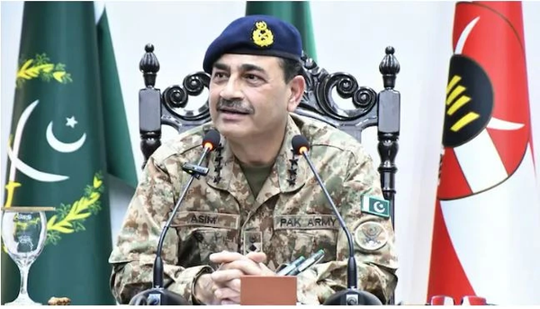 ഇന്ത്യയ്‌ക്കെതിരേ വീണ്ടും ഭീഷണി ഉയര്‍ത്തി പാക് സൈനിക മേധാവി; ഇനി ഒരു ഏറ്റുമുട്ടല്‍ ഉണ്ടായാല്‍ റിലയന്‍സിന്റെ റിഫൈനറി ആക്രമിക്കും