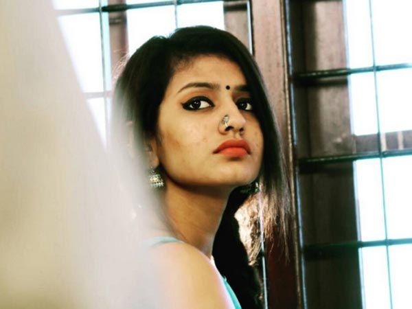 ഒരു കണ്ണിറുക്ക് വരുത്തിയ പൊല്ലാപ്പുകള്‍