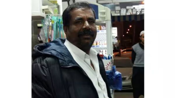 കേടായ വാഹനത്തില്‍ നിന്ന് പുറത്തിറങ്ങി പരിശോധിക്കുന്നതിനിടെ പ്രവാസി മലയാളി കാറിടിച്ച് മരിച്ചു