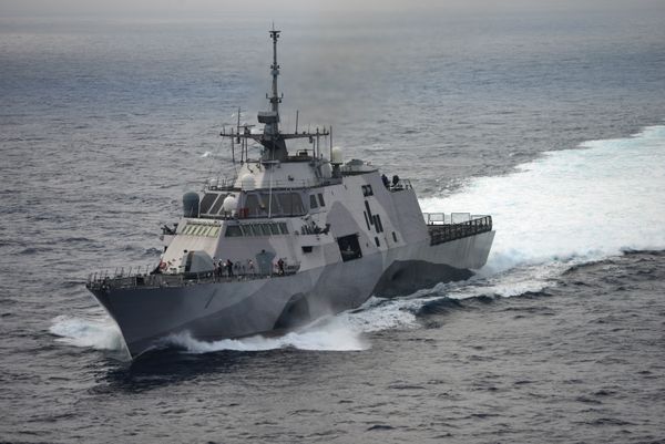 ചൈനയിൽ നിന്ന് നാല് ലിറ്റോറിയൽ കപ്പൽ മലേഷ്യ വാങ്ങുന്നു