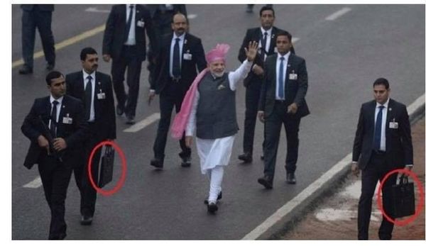 പ്രധാനമന്ത്രിയുടെ സുരക്ഷാഭടന്മാരുടെ കയ്യിലുള്ള കറുത്ത ബാഗില്‍ എന്താണെന്ന് അറിയാമോ ?