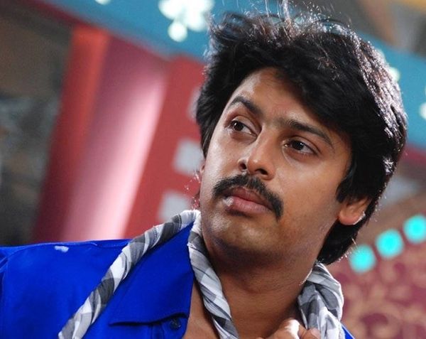 “അപകടകരമായ റോളര്‍കോസ്റ്റര്‍ സഞ്ചാരമാണ് സിനിമ.” ശ്രീകാന്ത്‌