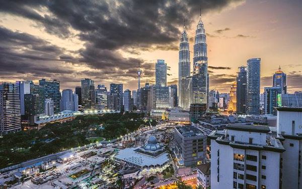 സഞ്ചാരികൾക്ക് ഇ-വിസ ഒരുക്കി മലേഷ്യ