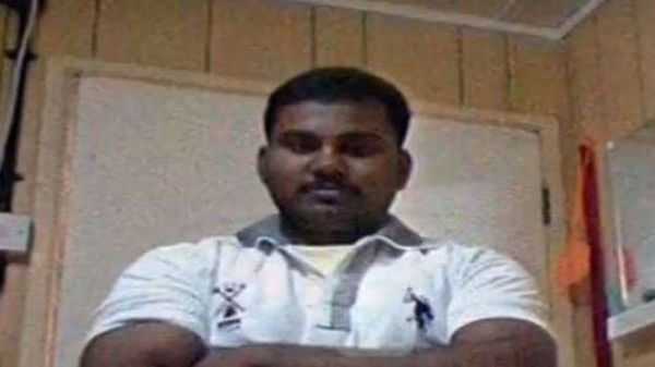 പെരിയ ഇരട്ടക്കൊല: ഷാര്‍ജയിലേക്ക് കടന്ന പ്രതിയെ വിമാനത്താവളത്തില്‍ നിന്ന് പിടികൂടി