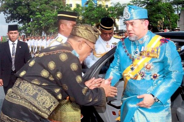 മലേഷ്യയിൽ വരുന്നത് ന്യൂജൻ ഭരണം