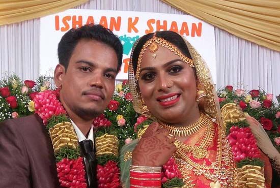 ചരിത്രമായി  കേരളത്തിലെ ആദ്യ  ട്രാന്‍സ്ജെന്‍ഡര്‍ വിവാഹം;സൂര്യയും ഇഷാനും ഇനി ദമ്പതികള്‍