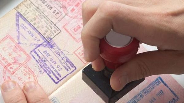 എമിറേറ്റ്സ് ഐഡിയും വിസയും പുതുക്കാന്‍ ഓണ്‍ലൈനായി അപേക്ഷിക്കാം