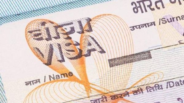 യുഎഇ പൗരന്മാര്‍ക്ക് ഇന്ത്യയിലെ ആറ് വിമാനത്താവളങ്ങളില്‍ ഓണ്‍ അറൈവല്‍ വിസ