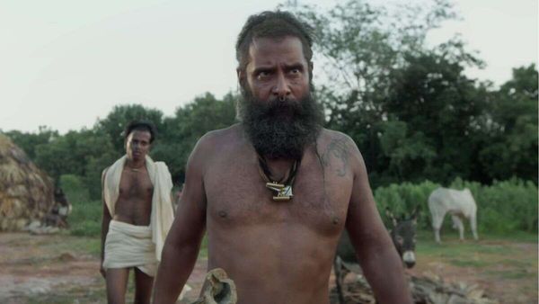 സിനിമ റിഹേഴ്സലിനിടെ അപകടം; നടൻ വിക്രമിന്റെ വാരിയെല്ലിന് പരുക്ക്