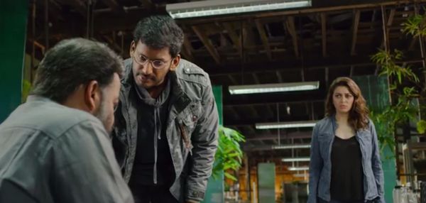 ആക്ഷനും സസ്‌പെന്‍സും ആവോളം; വില്ലന്റെ ട്രെയിലര്‍ പുറത്തിറങ്ങി