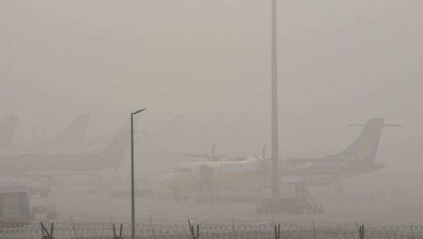 കനത്ത മൂടൽ മഞ്ഞ്;  ഡെൽഹിയിൽ വിമാന സർവീസുകൾ തടസപ്പെട്ടു