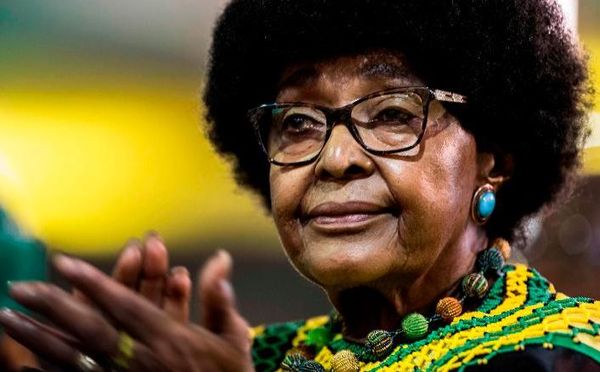 വിന്നി മണ്ടേല അന്തരിച്ചു