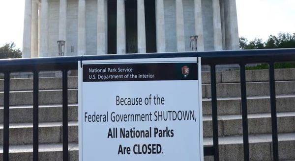 അമേരിക്കയിൽ സർക്കാർ ഷട്ട് ഡൗൺ 21-ാം ദിവസത്തിലേക്ക്; ജീവനക്കാർക്ക് ശമ്പളമില്ല