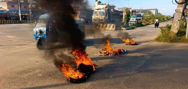 നേപ്പാളിൽ വീണ്ടും ജെൻ സീ പ്രതിഷേധം; സിപിഎൻ-യുഎംഎൽ പ്രവര്‍ത്തകരും ജെൻ സീകളും തമ്മിൽ സംഘർഷം, ജില്ലകളിൽ കർഫ്യൂ