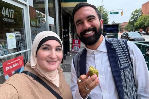 മംദാനിക്ക് ഫണ്ട് വന്നത് ഹമാസ് ബന്ധമുള്ള സംഘടനയില്‍ നിന്ന്, വെളിപ്പെടുത്തലുമായി രാഷ്ട്രീയ ഉപദേഷ്ടാവ്