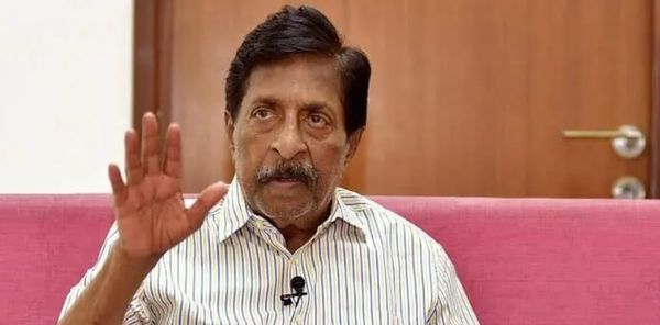 നടൻ ശ്രീനിവാസൻ അന്തരിച്ചു