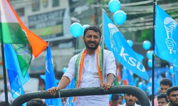 ബലാത്സംഗ കേസ്; രാഹുൽ 14 ദിവസം റിമാൻഡിൽ‌