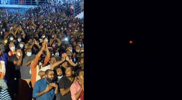 ഭക്തി സാന്ദ്രംമായി ശബരിമല: മകരജ്യോതി തെളിഞ്ഞു