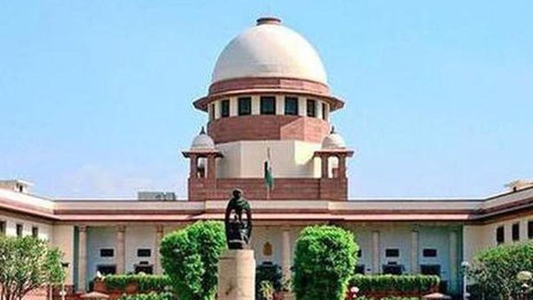 Court can reject anticipatory bail but cannot direct accused to surrender: SC