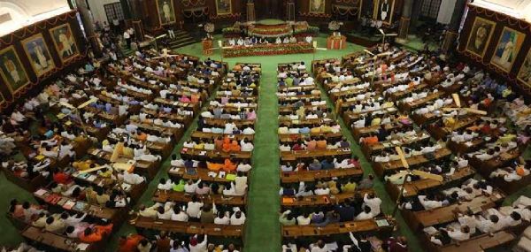 വനിത സംവരണ ഭേദഗതി ബില്‍ പരാജയപ്പെട്ടു