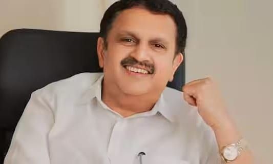 Kerala CM would not be based merely on MLAs' views: Muraleedharan