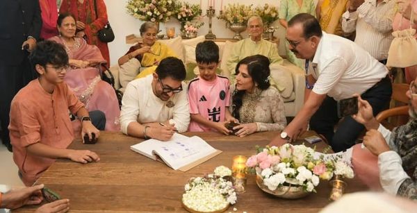 ആമീര്‍ ഖാനും ഗൗരി സ്പ്രാറ്റും വിവാഹിതരായി; സാക്ഷിയായി മക്കള്‍