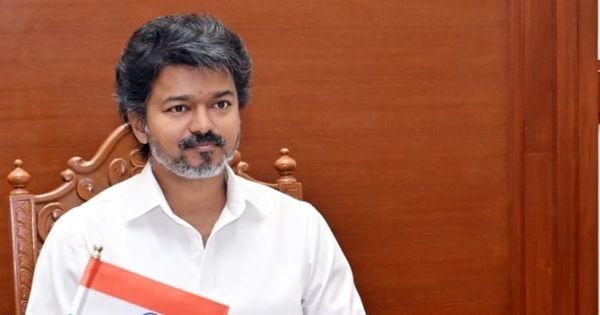കരൂർ ദുരന്തം: വിജയ് സർക്കാരിന് തിരിച്ചടി, മരിച്ചവരുടെ ബന്ധുക്കൾക്കുള്ള സർക്കാർ ജോലി, നിയമന ഉത്തരവ് റദ്ദാക്കി ഹൈക്കോടതി